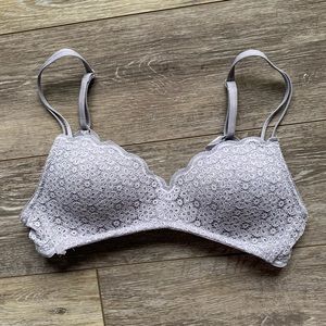Aerie Sunnie Wireless Push-Up Floral Lace Bra (34A)